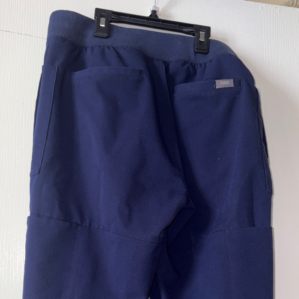 FIGS Navy Blue Pants with Orange Tie - Picture 8 of 10